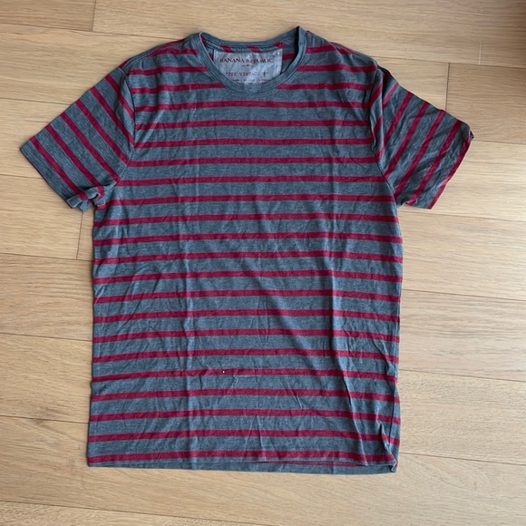 Banana Republic Vintage T-Shirt in Stripes - Picture 1 of 5